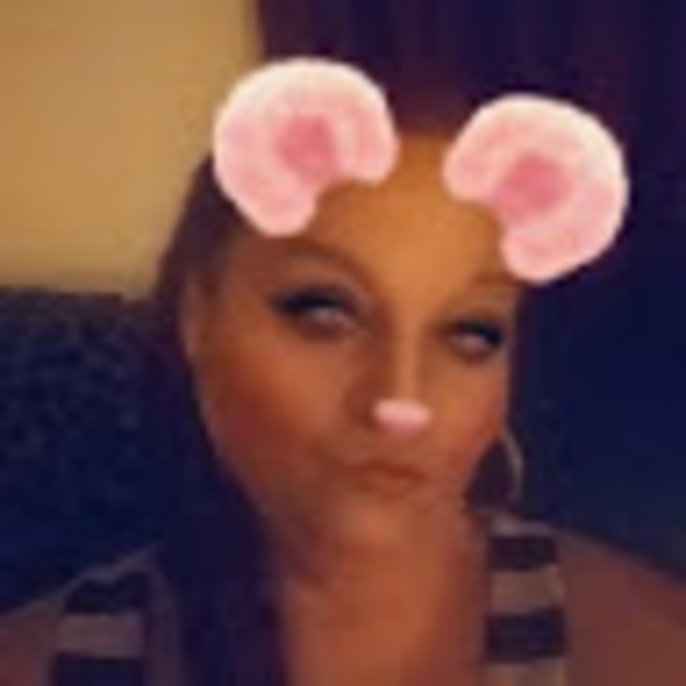 Meet your Posher, Rebecca